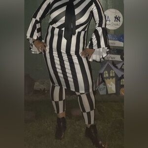 Halloween costume Beetlejuice dress and tights Size XL